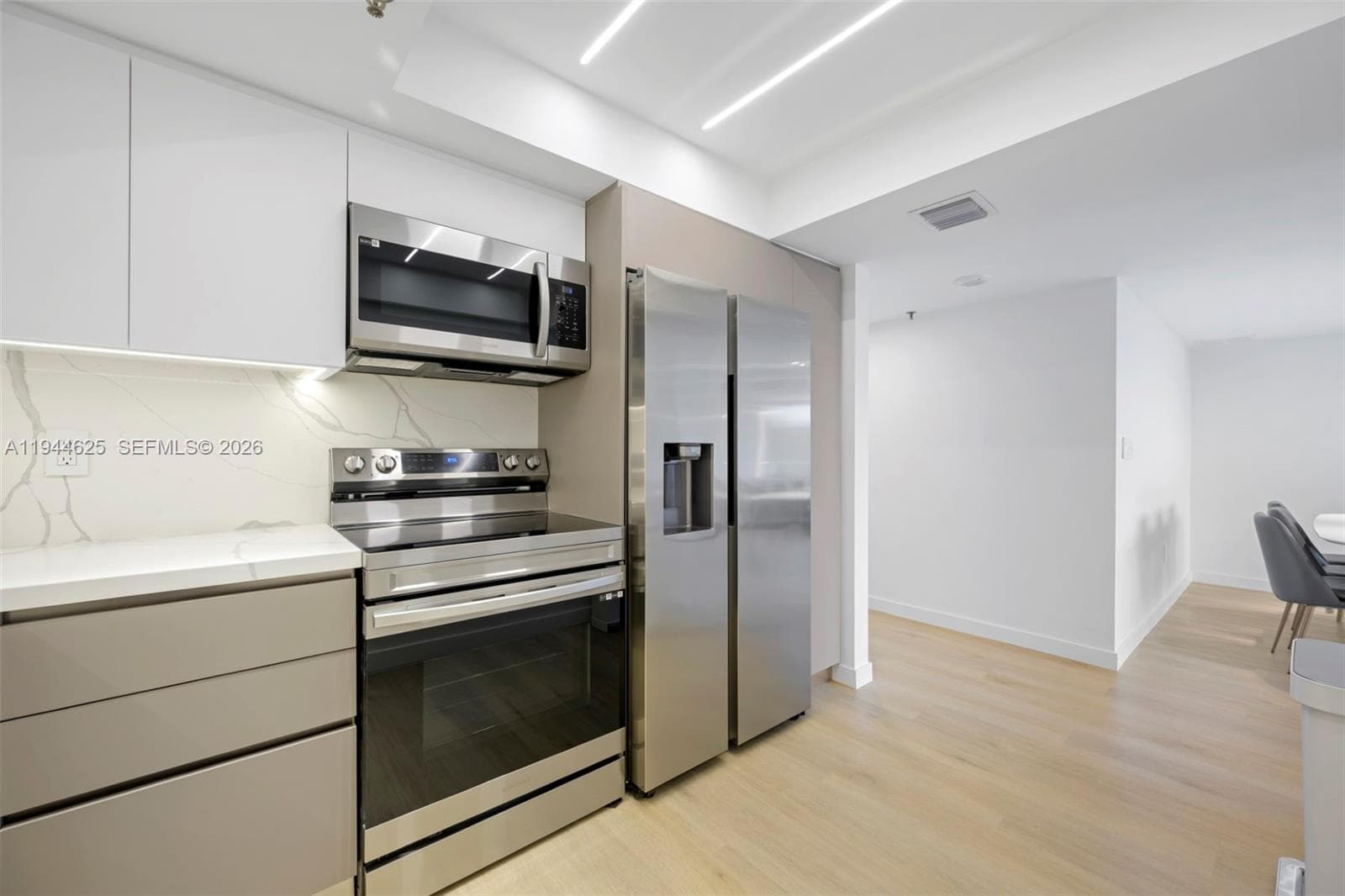 20505 E Country Club Dr # 231, Aventura FL 33180 — 11