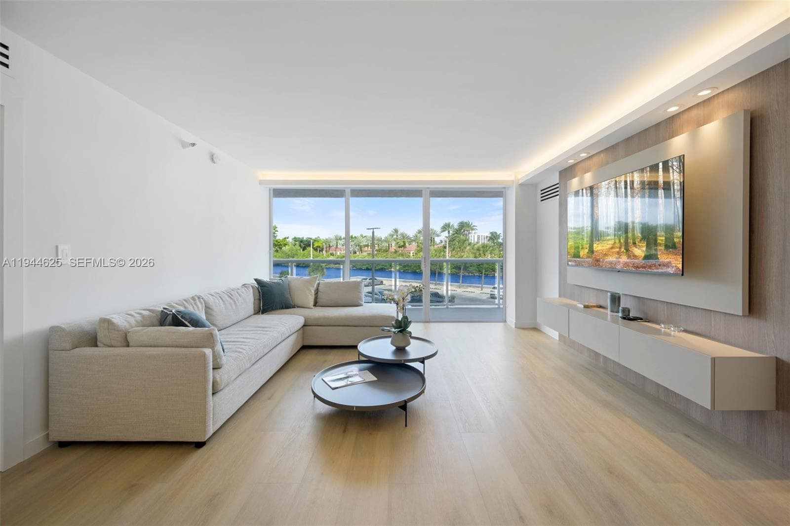20505 E Country Club Dr # 231, Aventura FL 33180 — 4