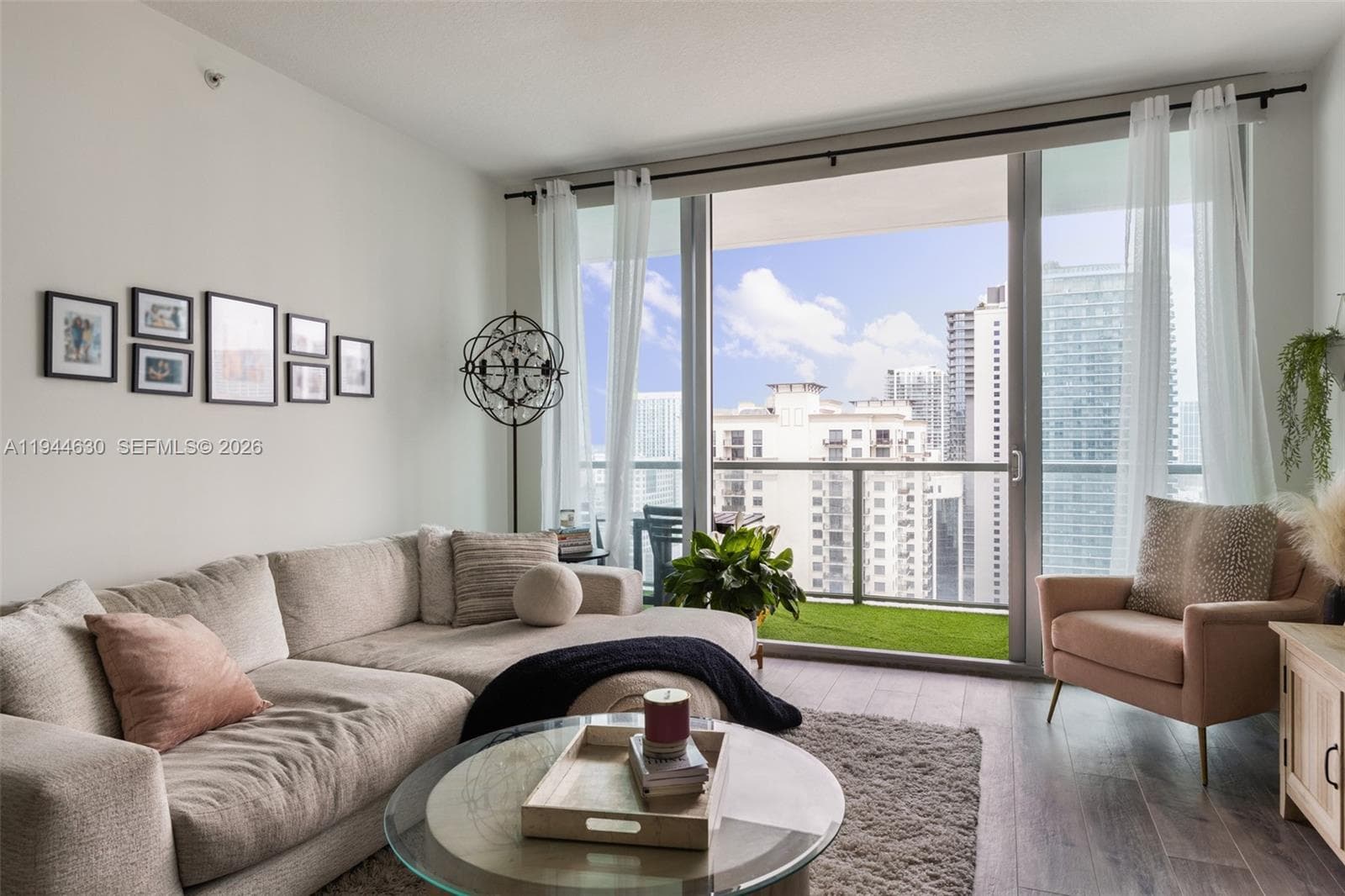 1111 SW 1st Ave, Miami FL 33130 — 2