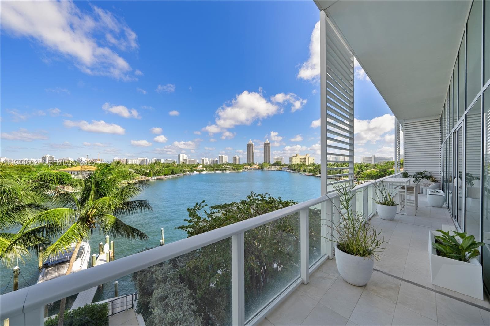 4701 N Meridian Ave # 304, Miami Beach FL 33140 — 17