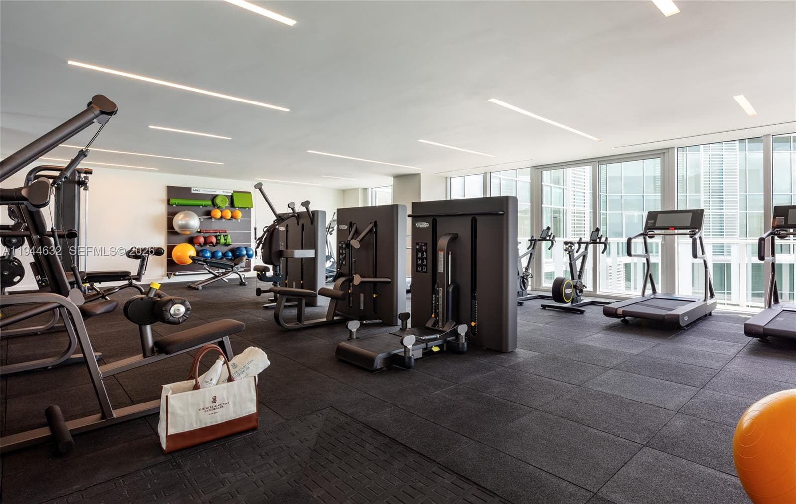 4701 N Meridian Ave # 304, Miami Beach FL 33140 — 49