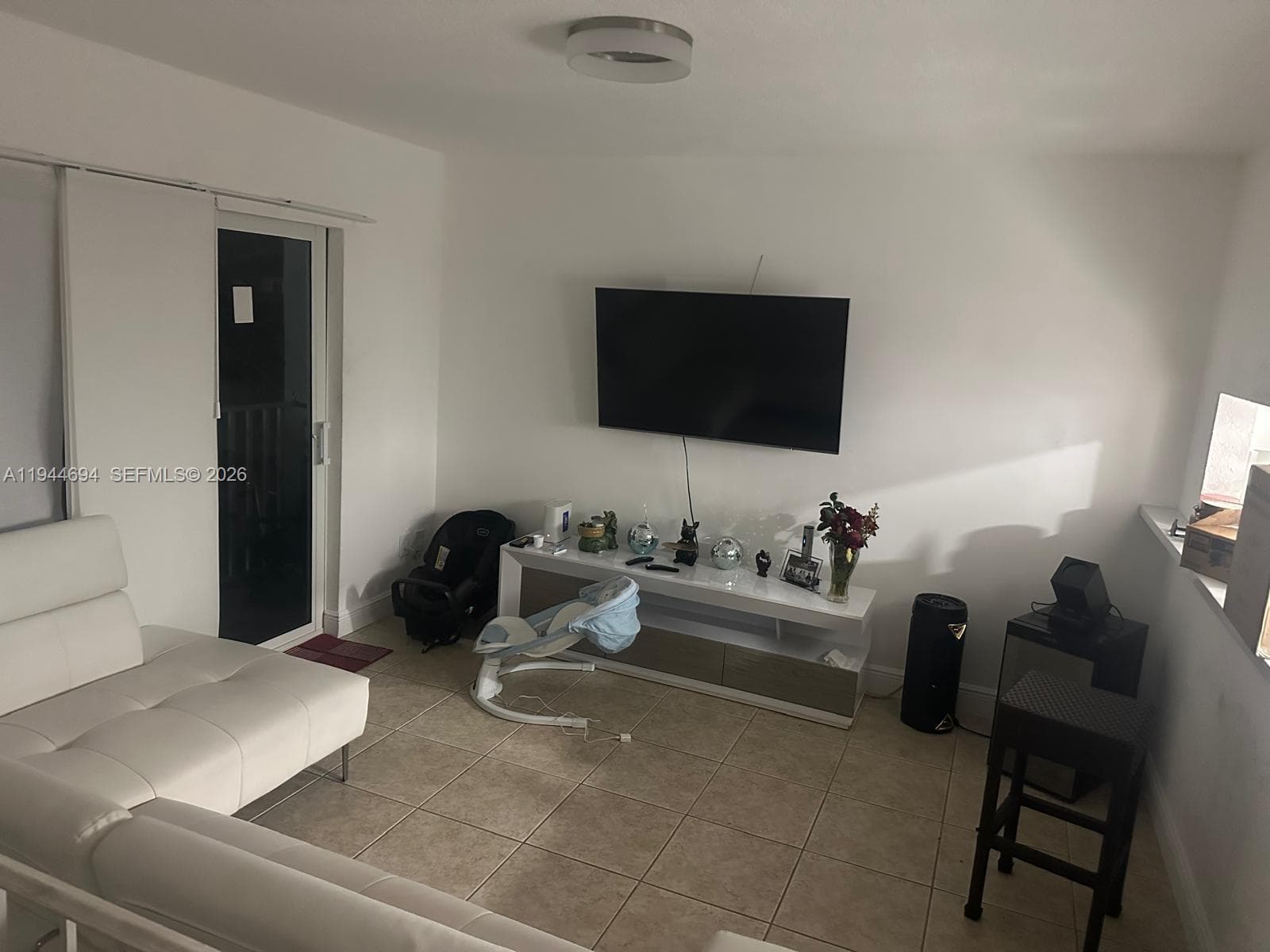 984 W 40th St # 2, Hialeah FL 33012 — 12