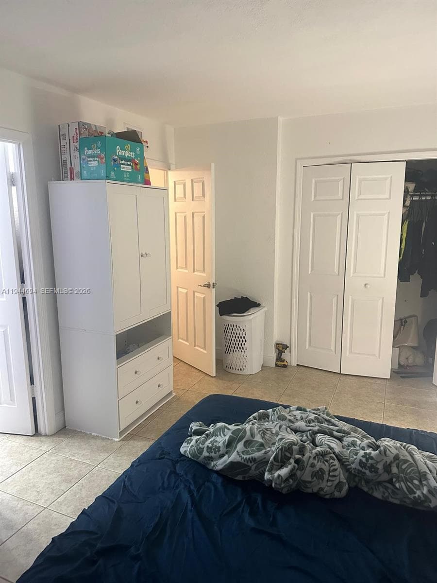 984 W 40th St # 2, Hialeah FL 33012 — 14