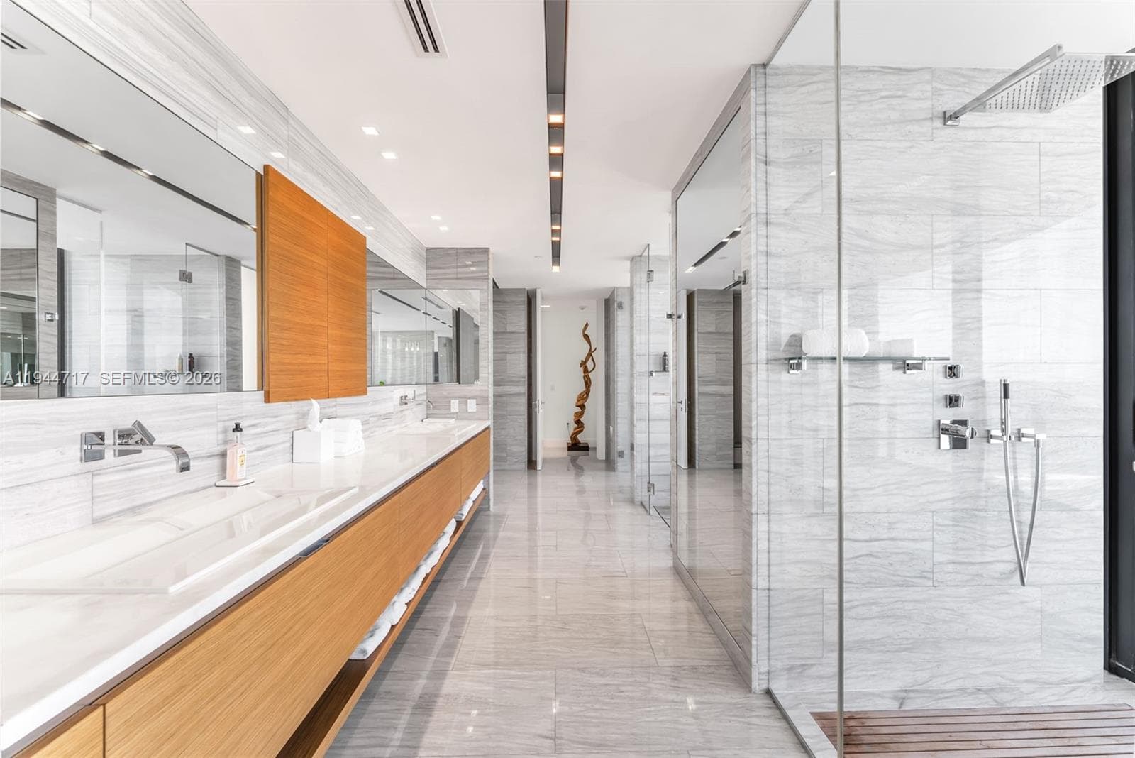 19575 Collins Ave # 12, Sunny Isles Beach FL 33160 — 38