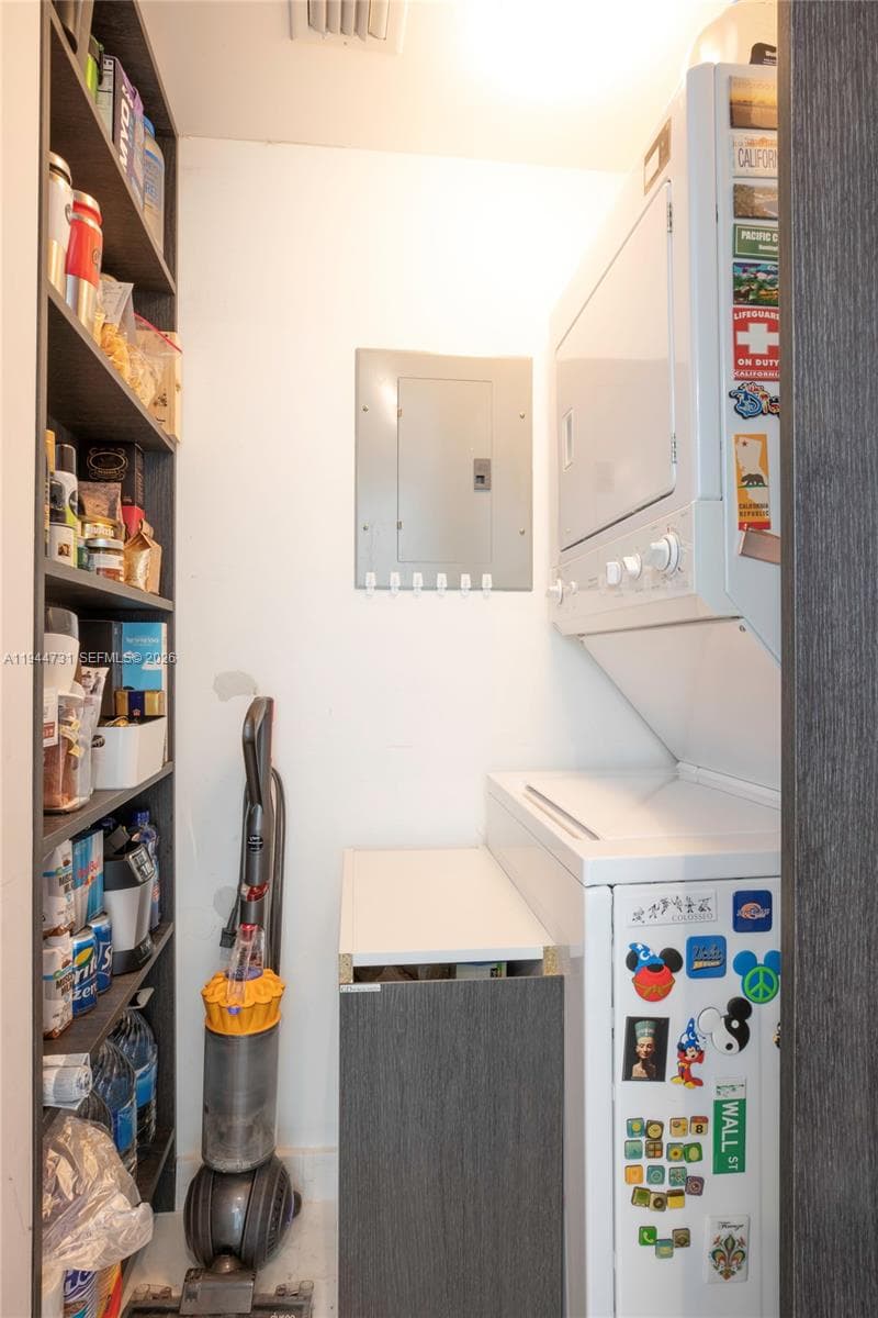 110 Washington Ave # 1722, Miami Beach FL 33139 — 13