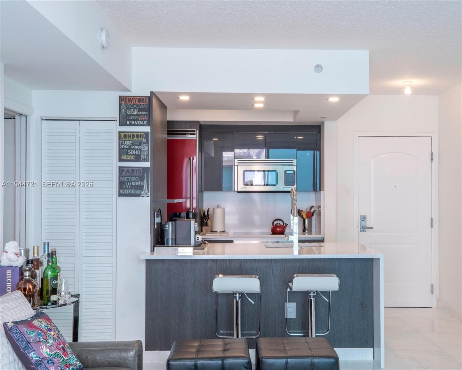 110 Washington Ave # 1722, Miami Beach FL 33139 — 3