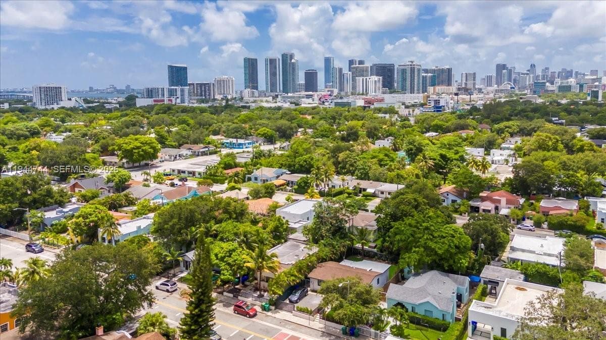 70 NW 47th Ter, Miami FL 33127 — 28