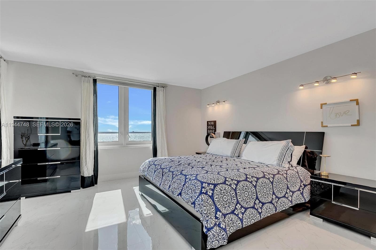 2301 Collins Ave # 810, Miami Beach FL 33139 — 17