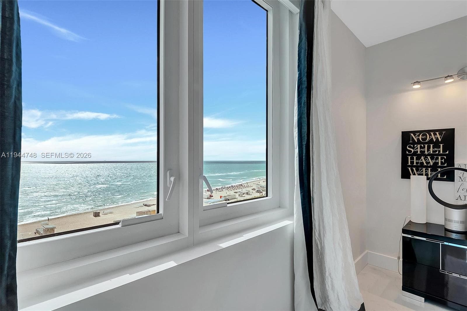 2301 Collins Ave # 810, Miami Beach FL 33139 — 18