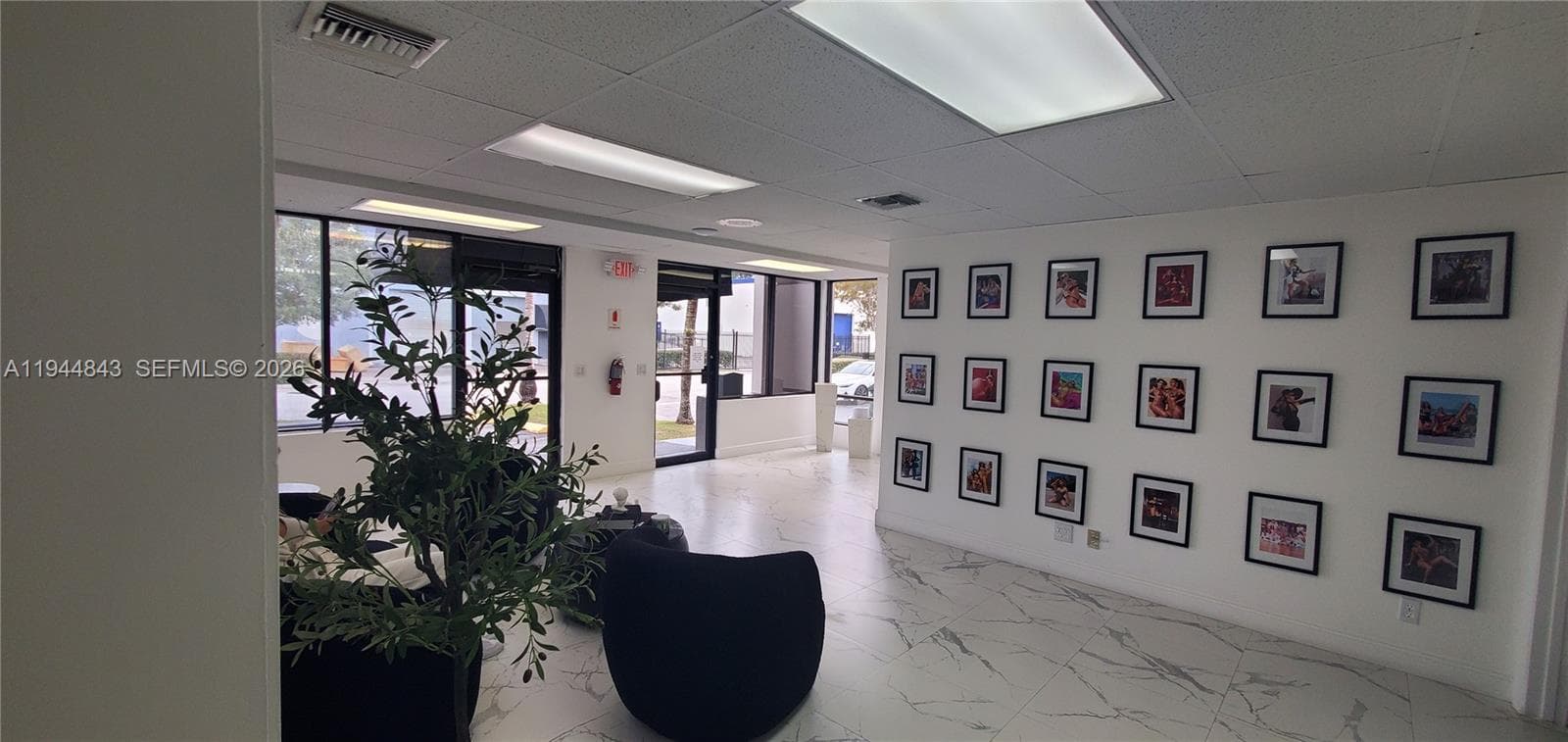 2100 NW 93rd Ave, Doral FL 33172 — 2