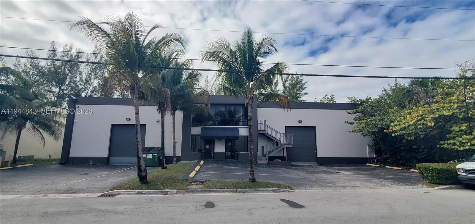 2100 NW 93rd Ave, Doral FL 33172 — 18
