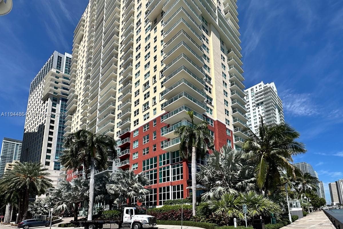 1155 Brickell Bay Dr # 3403, Miami FL 33131 — 15