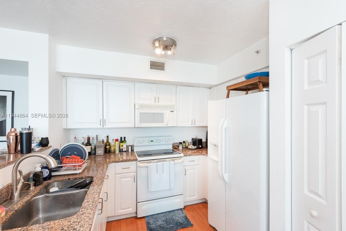 1155 Brickell Bay Dr # 3403, Miami FL 33131 — 8