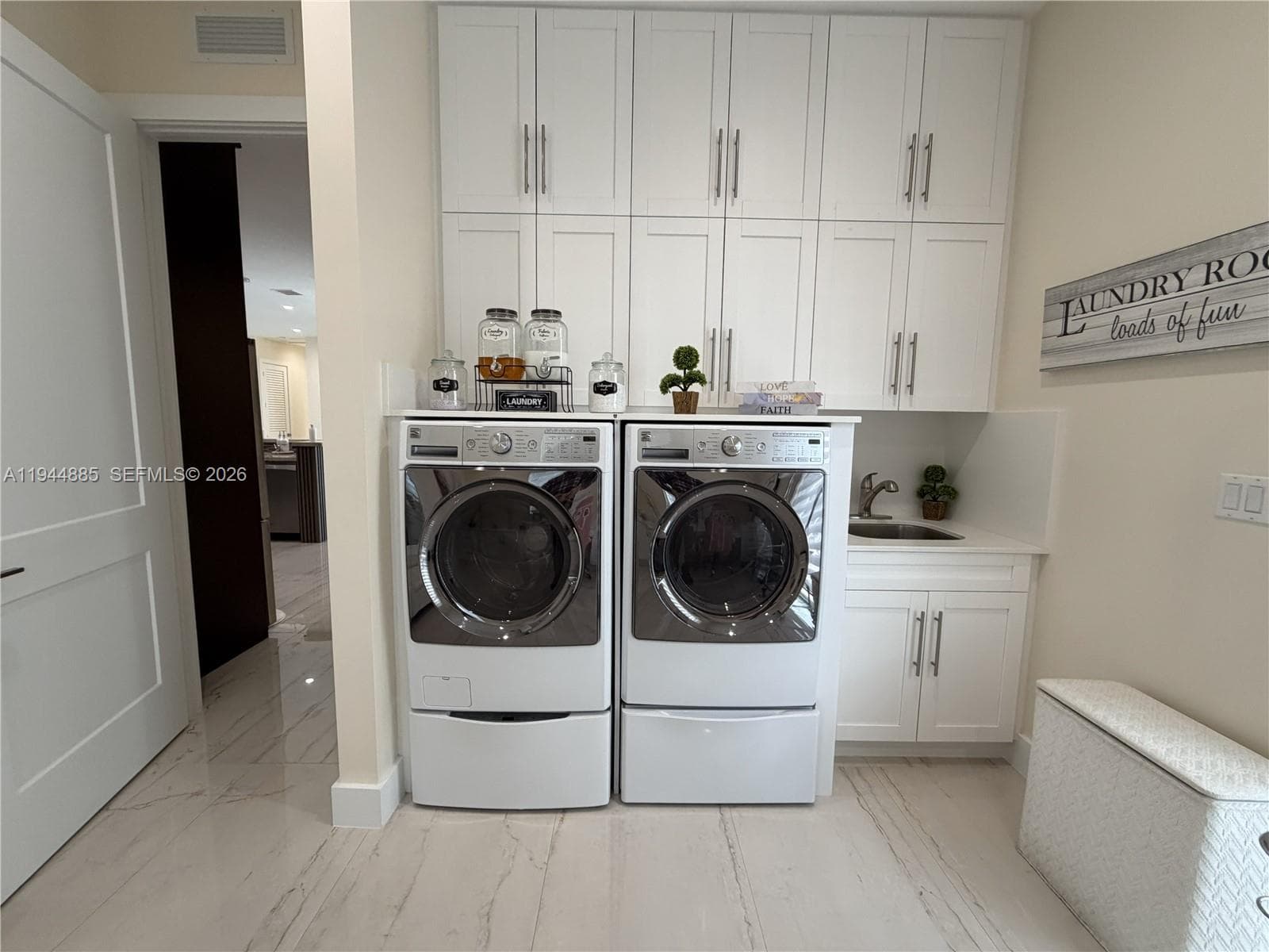 Lee Manor 3rd Addn, Miami, FL — 24