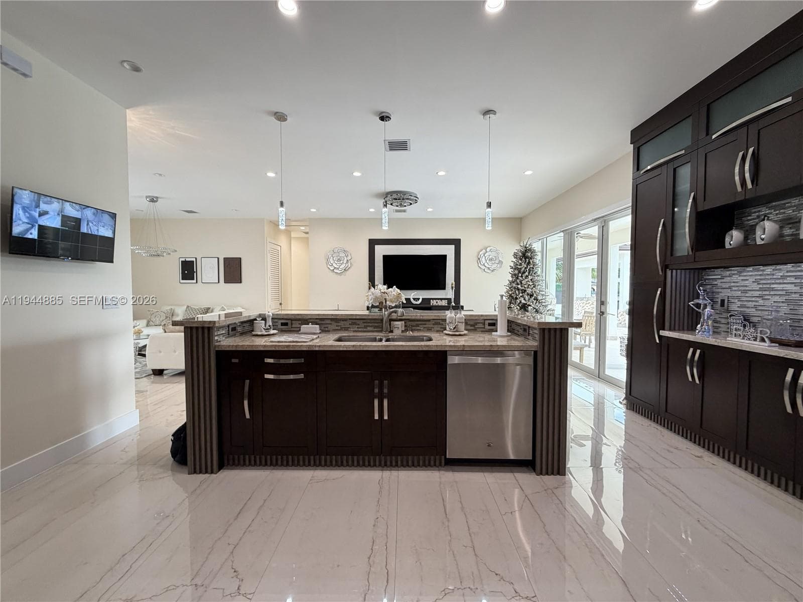 Lee Manor 3rd Addn, Miami, FL — 11