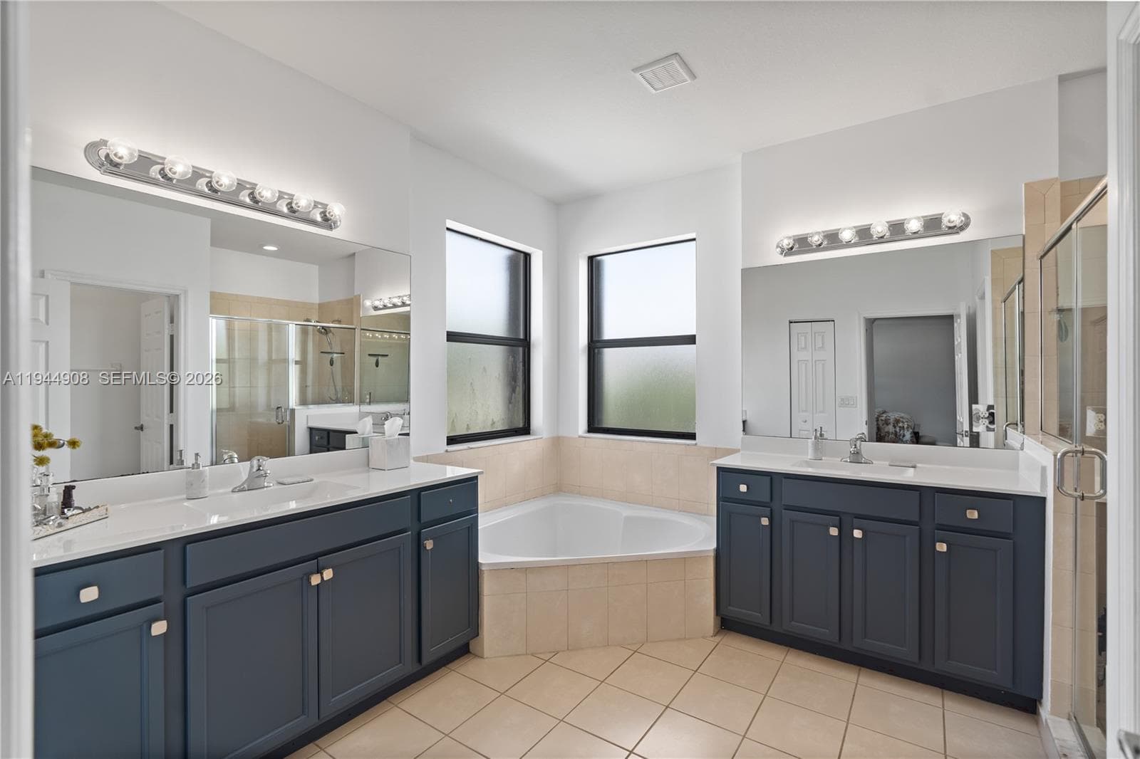 3573 W 93rd Pl, Hialeah FL 33018 — 27