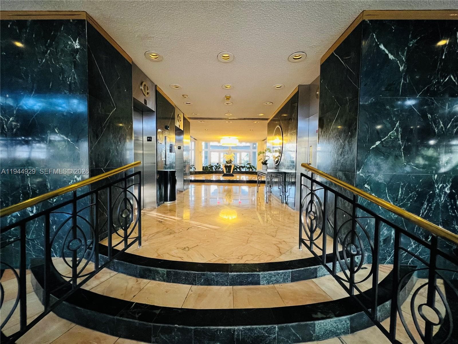 900 Bay Dr # 410, Miami Beach FL 33141 — 23