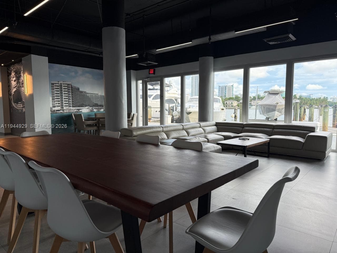 900 Bay Dr # 410, Miami Beach FL 33141 — 36