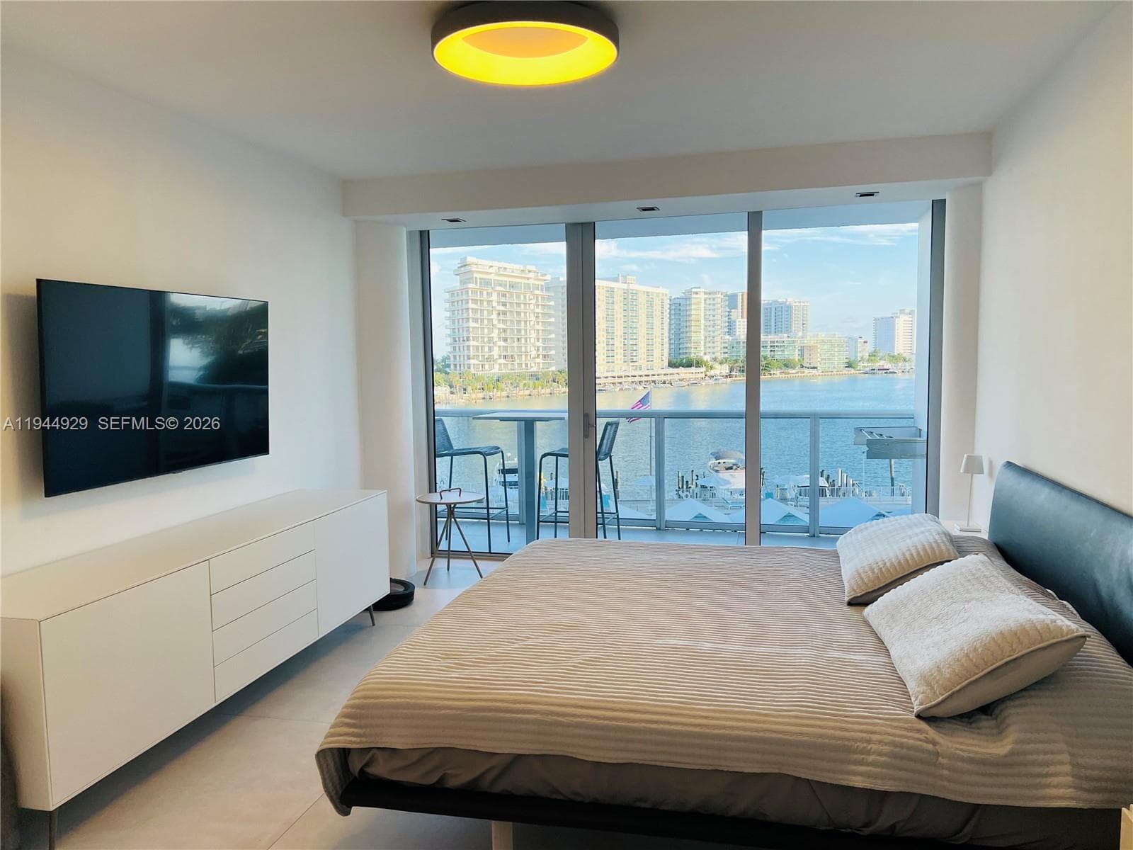 900 Bay Dr # 410, Miami Beach FL 33141 — 9