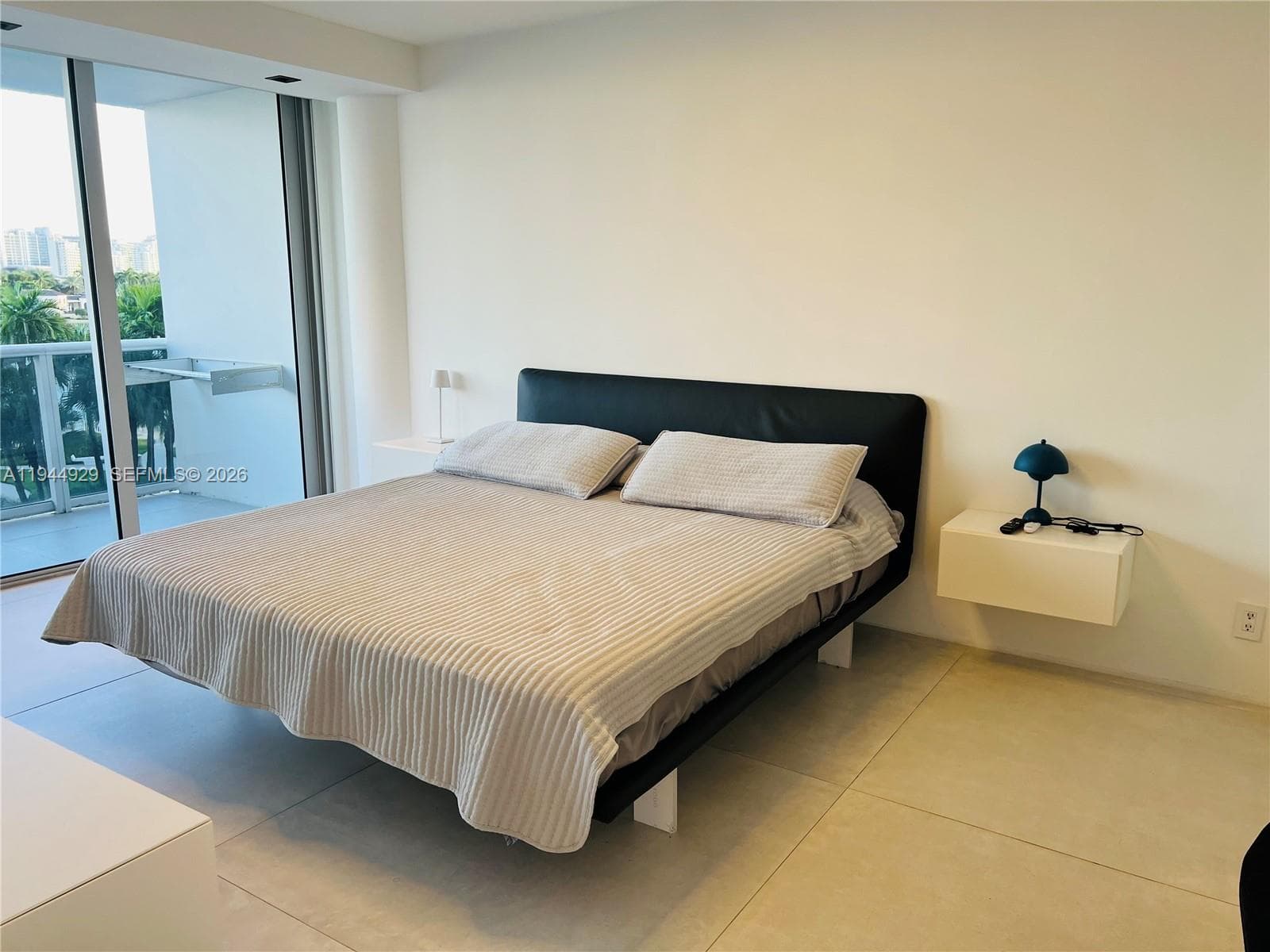 900 Bay Dr # 410, Miami Beach FL 33141 — 10