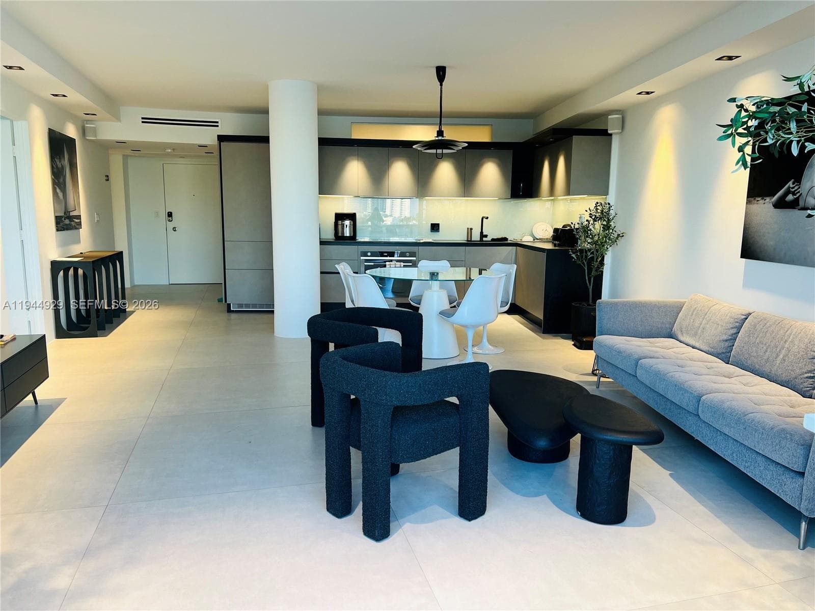 900 Bay Dr # 410, Miami Beach FL 33141 — 4