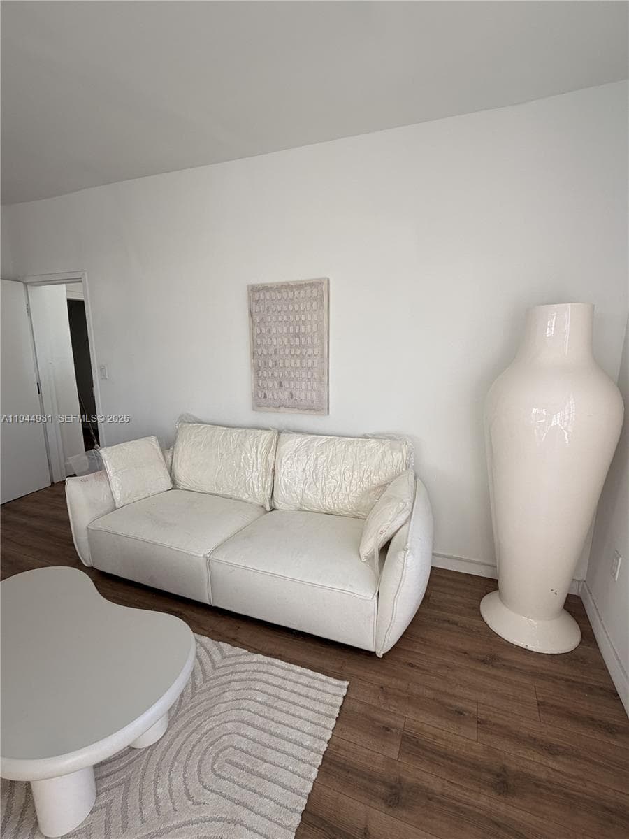 1525 Euclid Ave # 2, Miami Beach FL 33139 — 3
