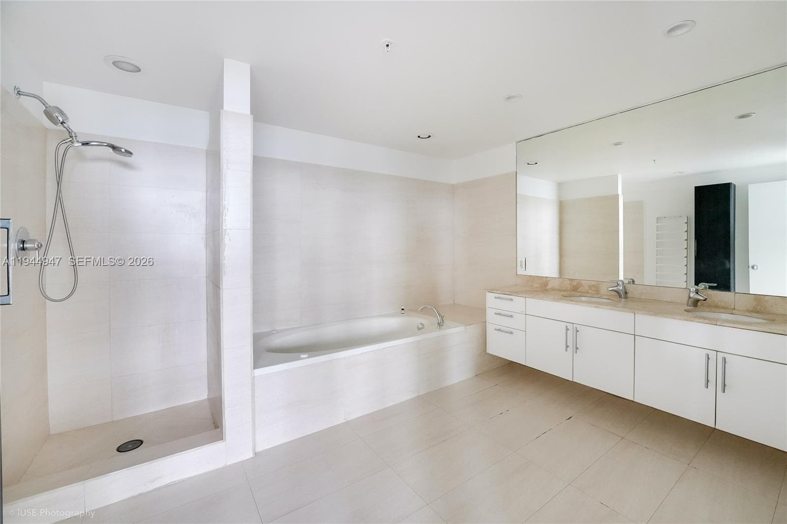 7929 West Dr # 1001, North Bay Village FL 33141 — 7