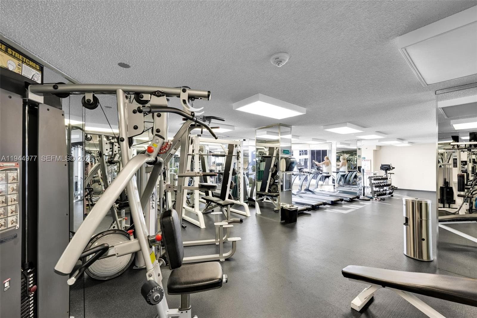 3530 Mystic Pointe Dr # 303, Aventura FL 33180 — 28