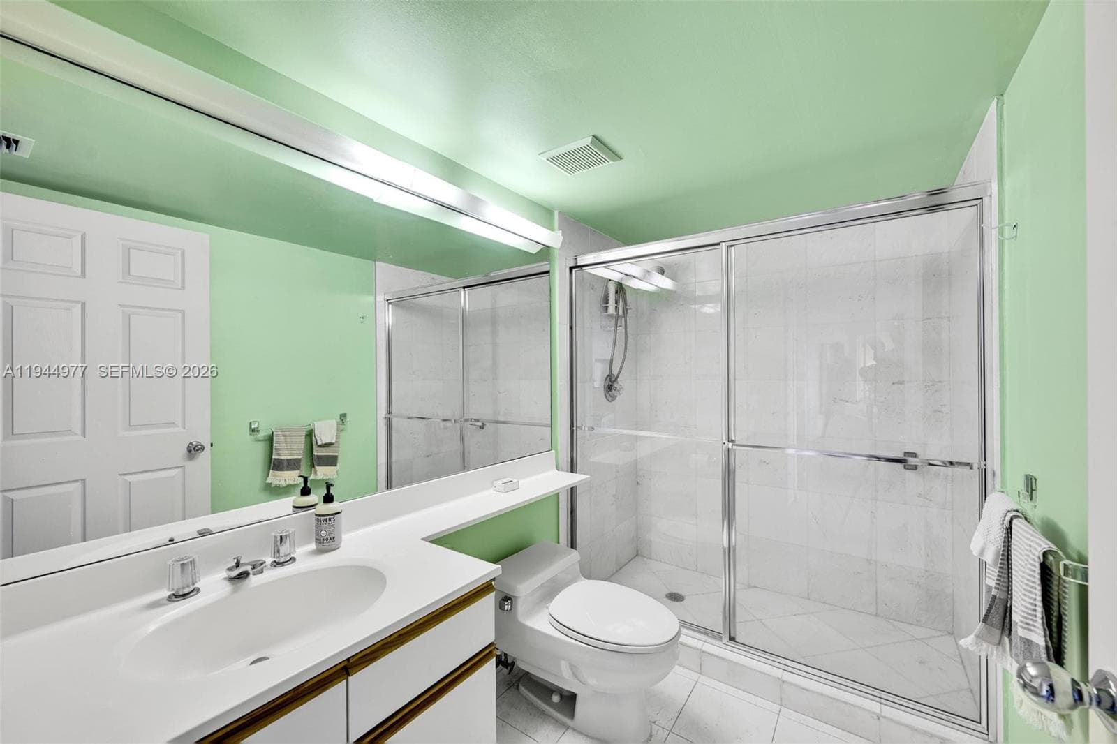 3530 Mystic Pointe Dr # 303, Aventura FL 33180 — 20