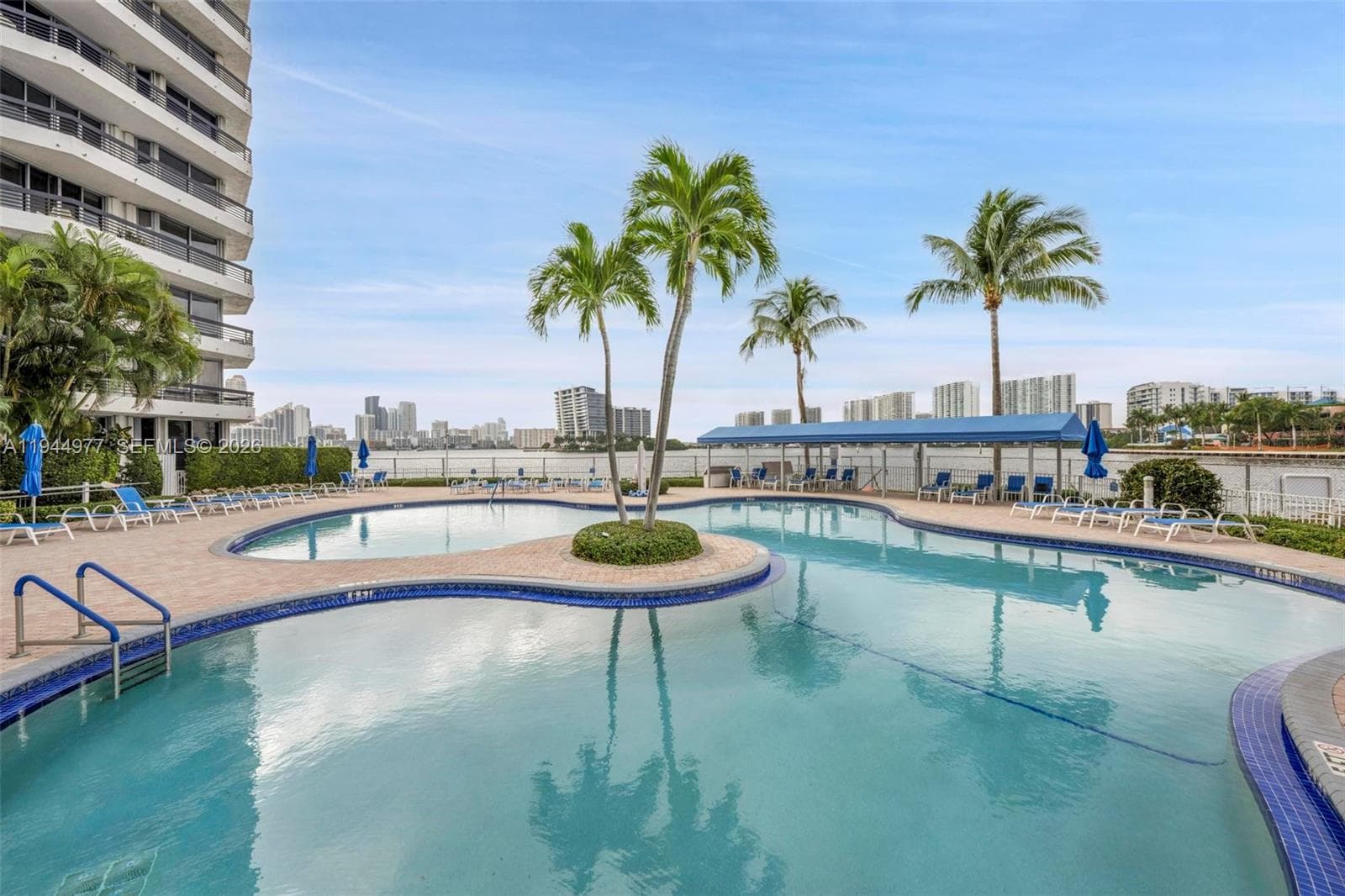 3530 Mystic Pointe Dr # 303, Aventura FL 33180 — 24