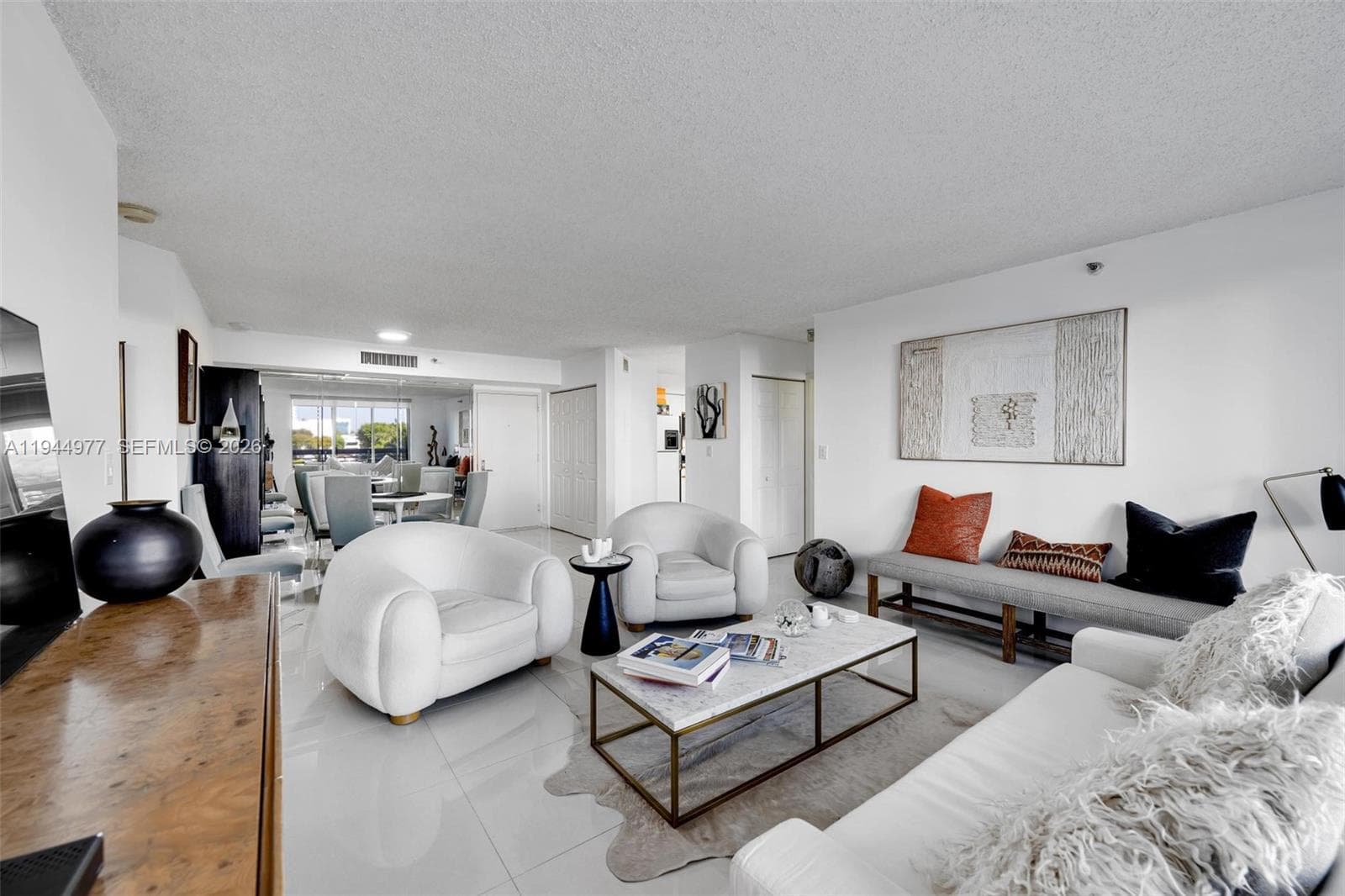 3530 Mystic Pointe Dr # 303, Aventura FL 33180 — 10