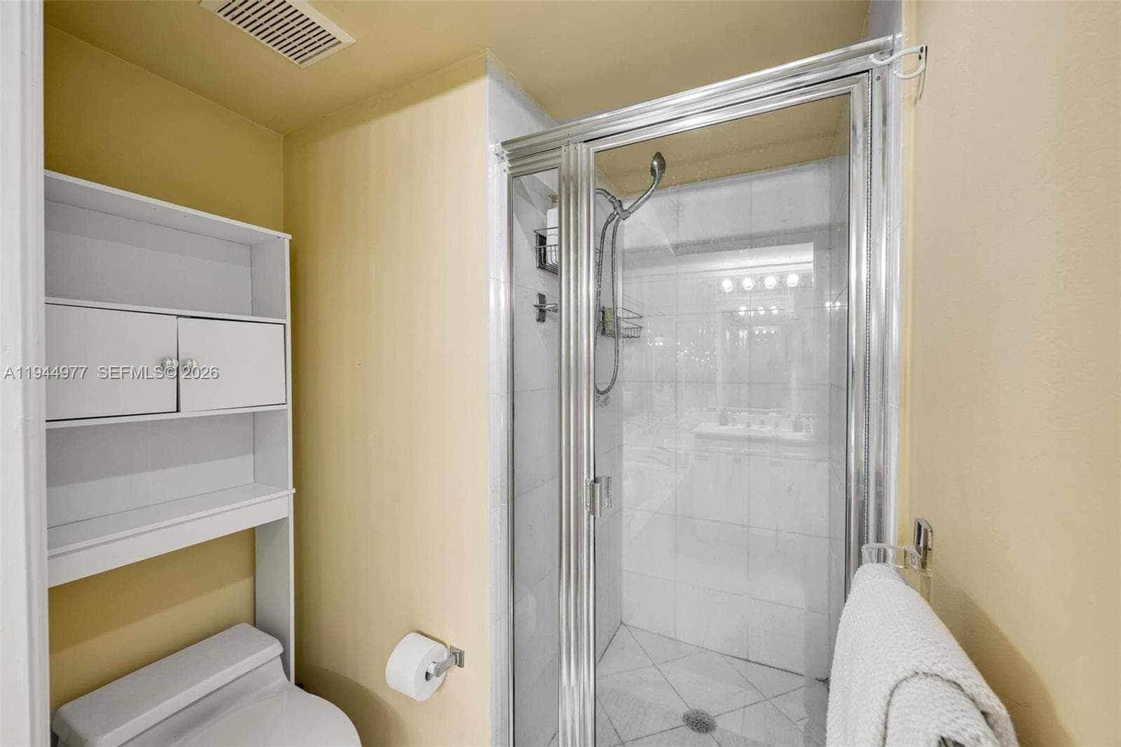 3530 Mystic Pointe Dr # 303, Aventura FL 33180 — 18