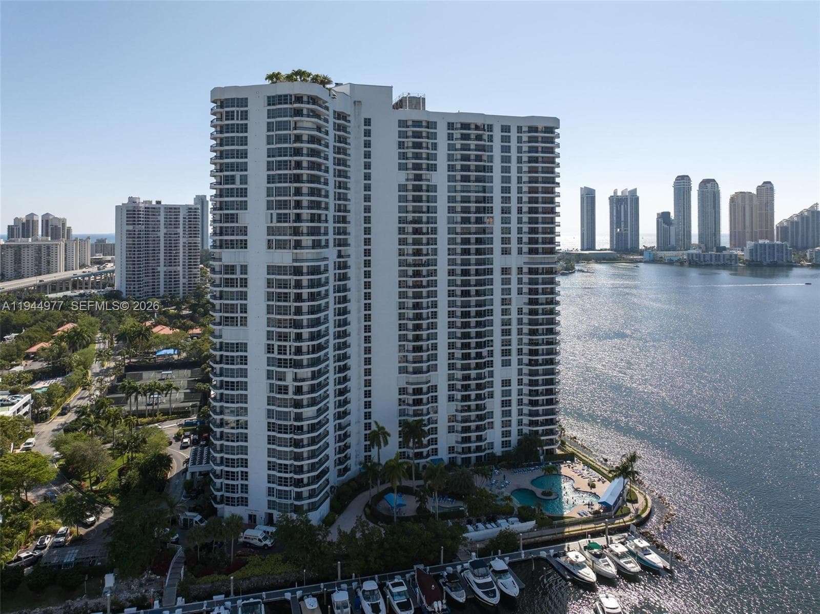 3530 Mystic Pointe Dr # 303, Aventura FL 33180 — 37