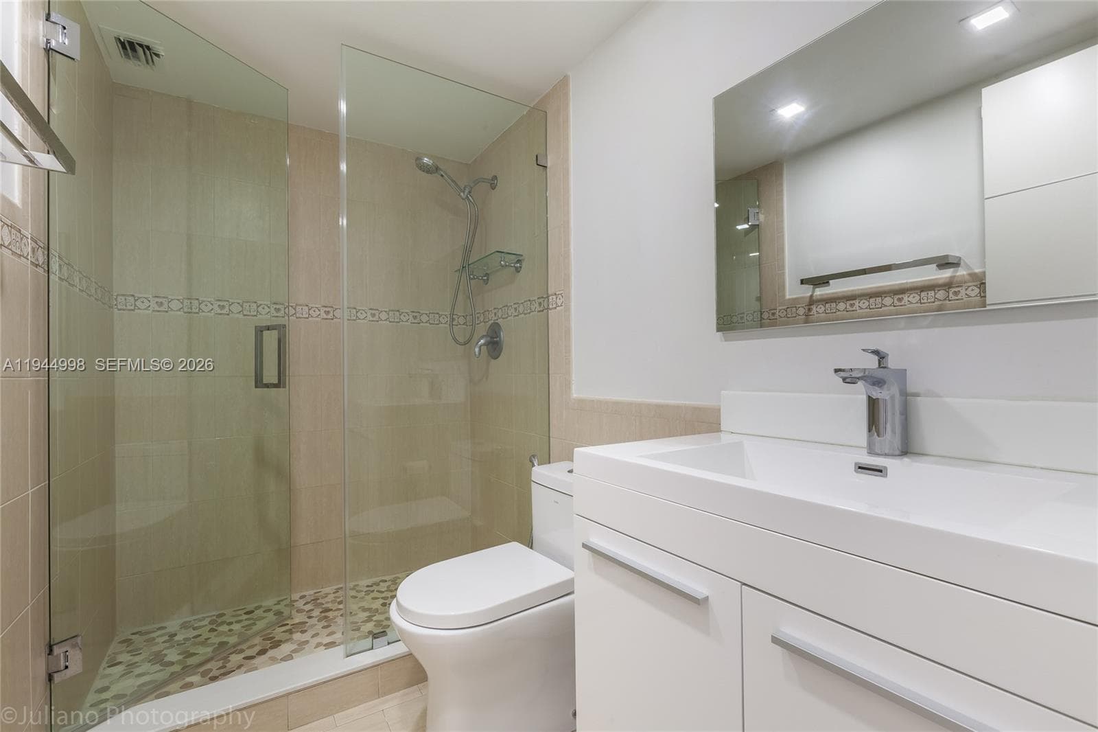 5555 Collins Ave # 9U, Miami Beach FL 33140 — 18