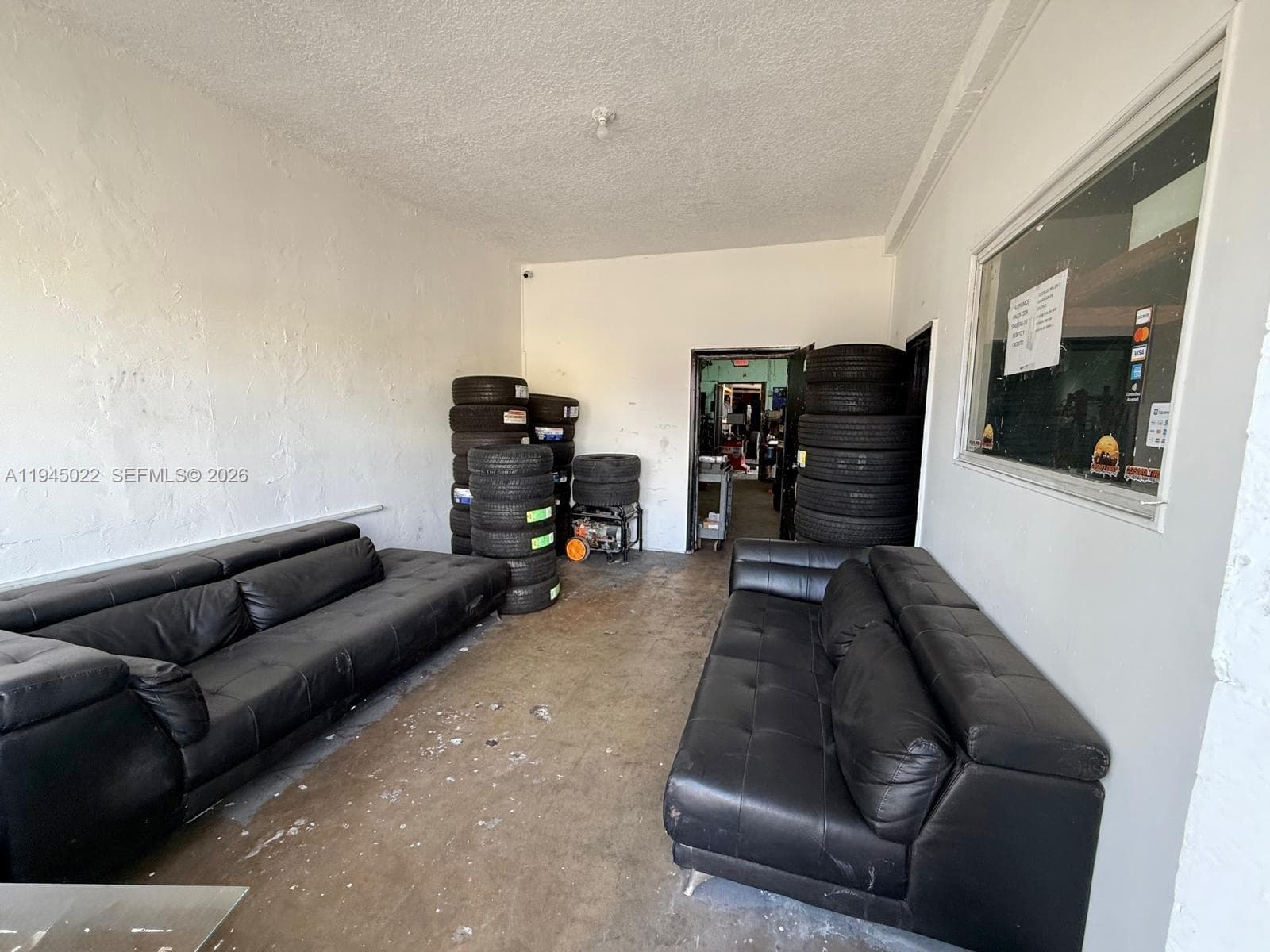 4190 E 4th Ave, Hialeah FL 33013 — 13