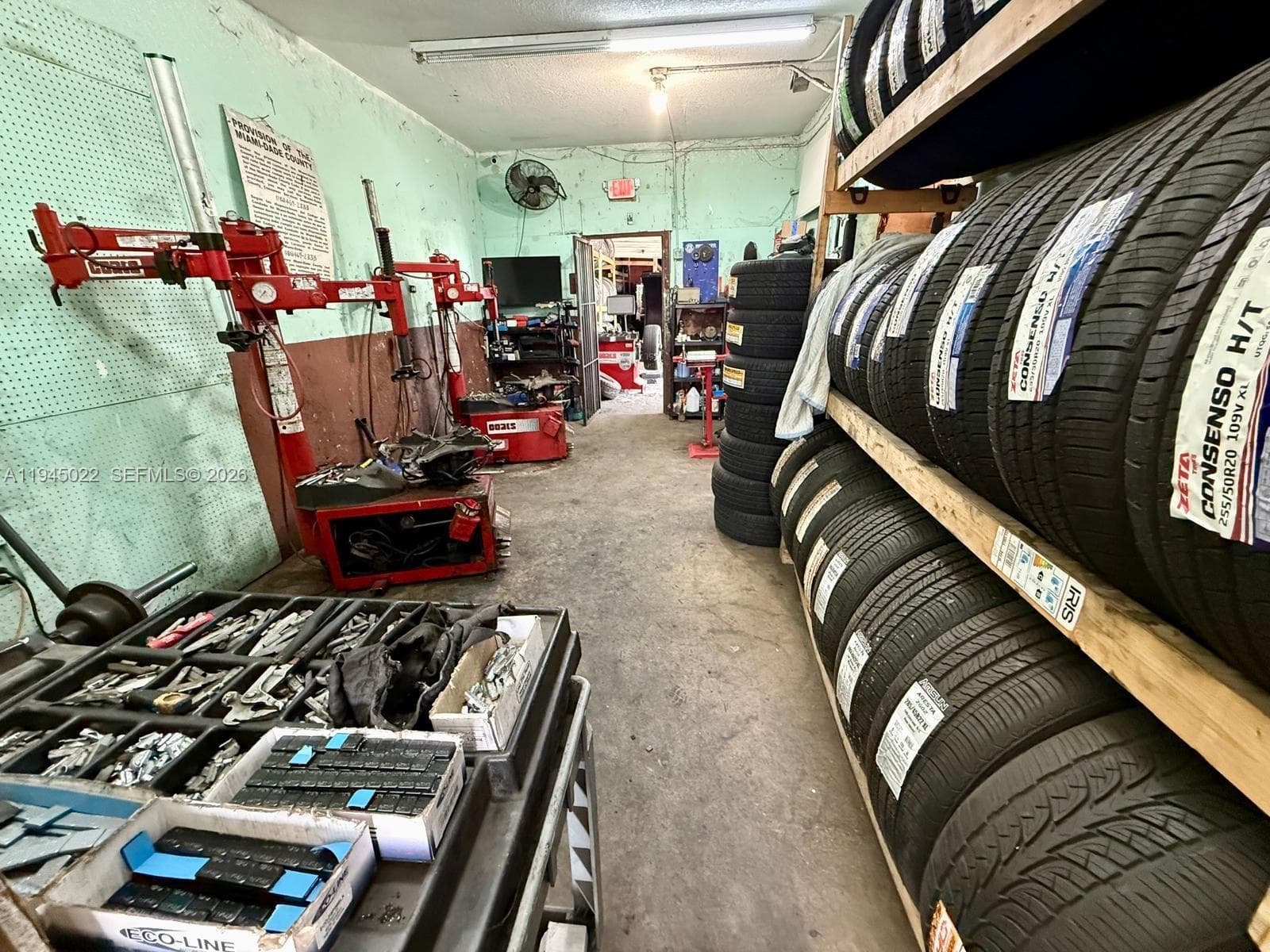 4190 E 4th Ave, Hialeah FL 33013 — 15