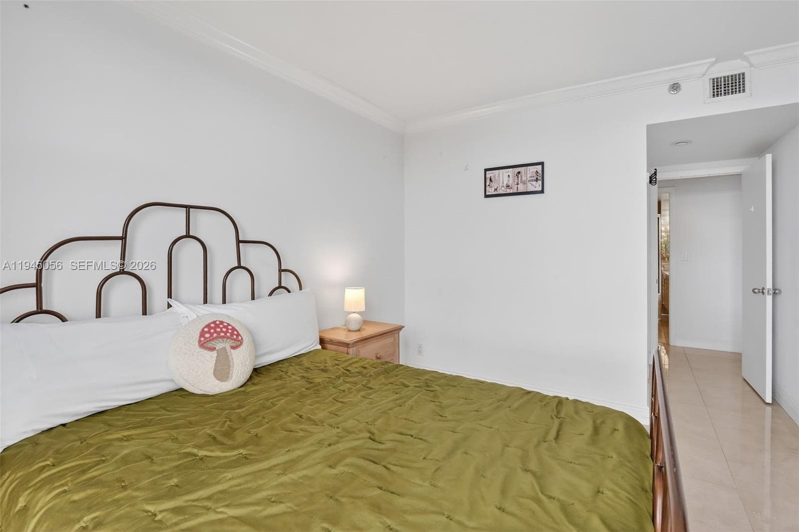 1000 Island Blvd # 312, Aventura FL 33160 — 23