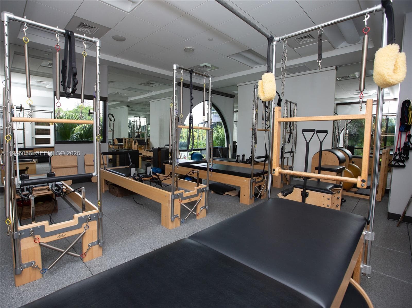 1000 Island Blvd # 312, Aventura FL 33160 — 53