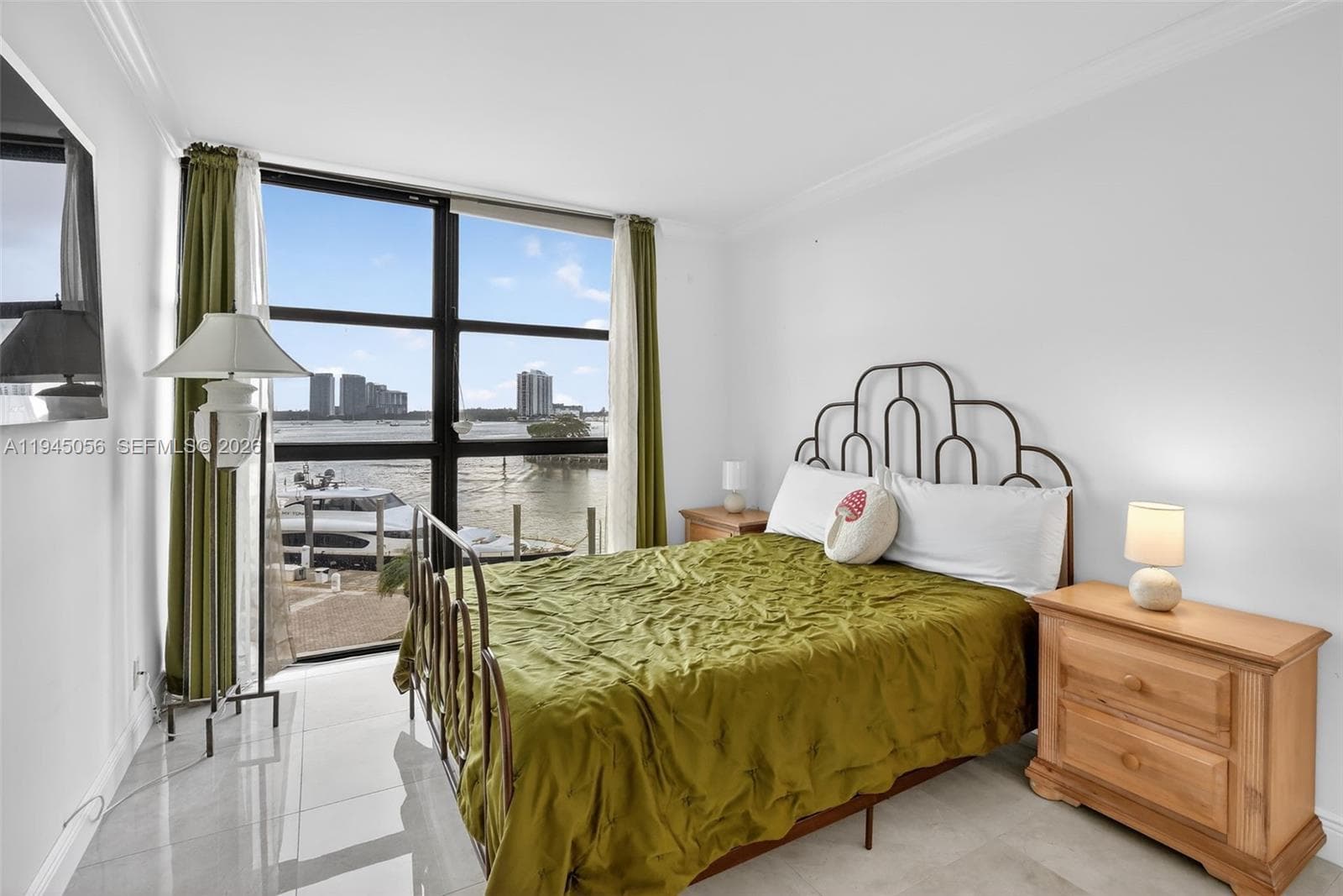 1000 Island Blvd # 312, Aventura FL 33160 — 22