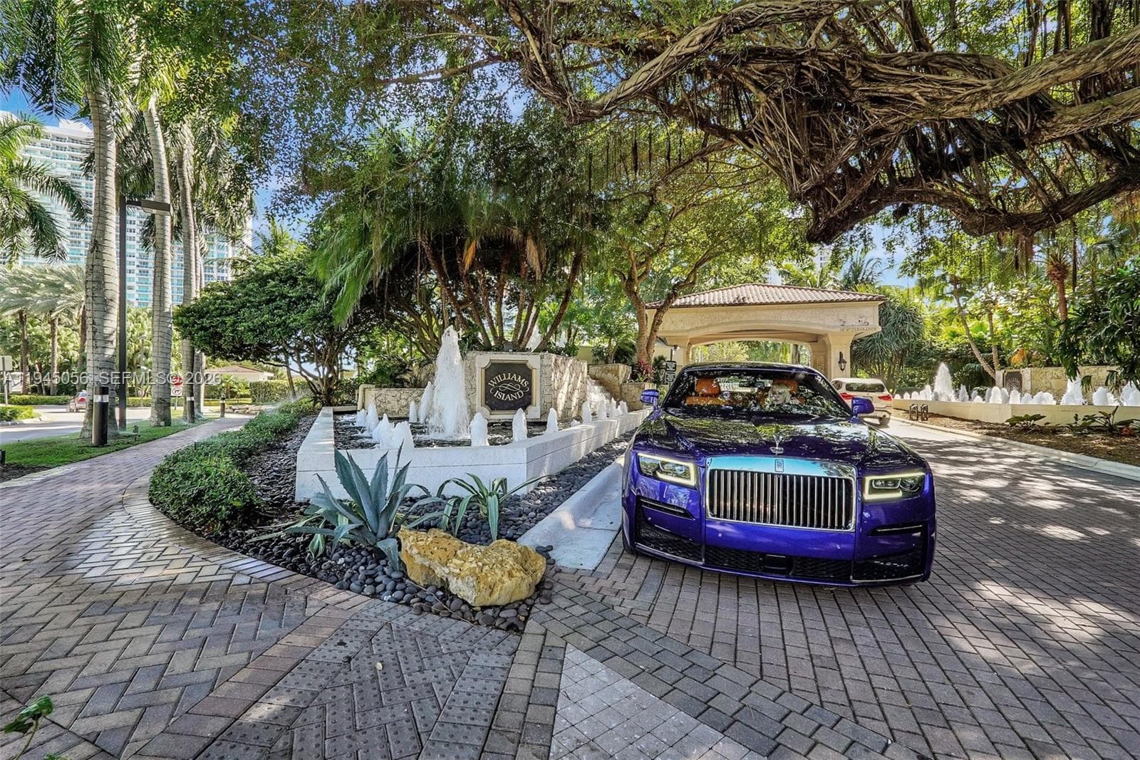 1000 Island Blvd # 312, Aventura FL 33160 — 10