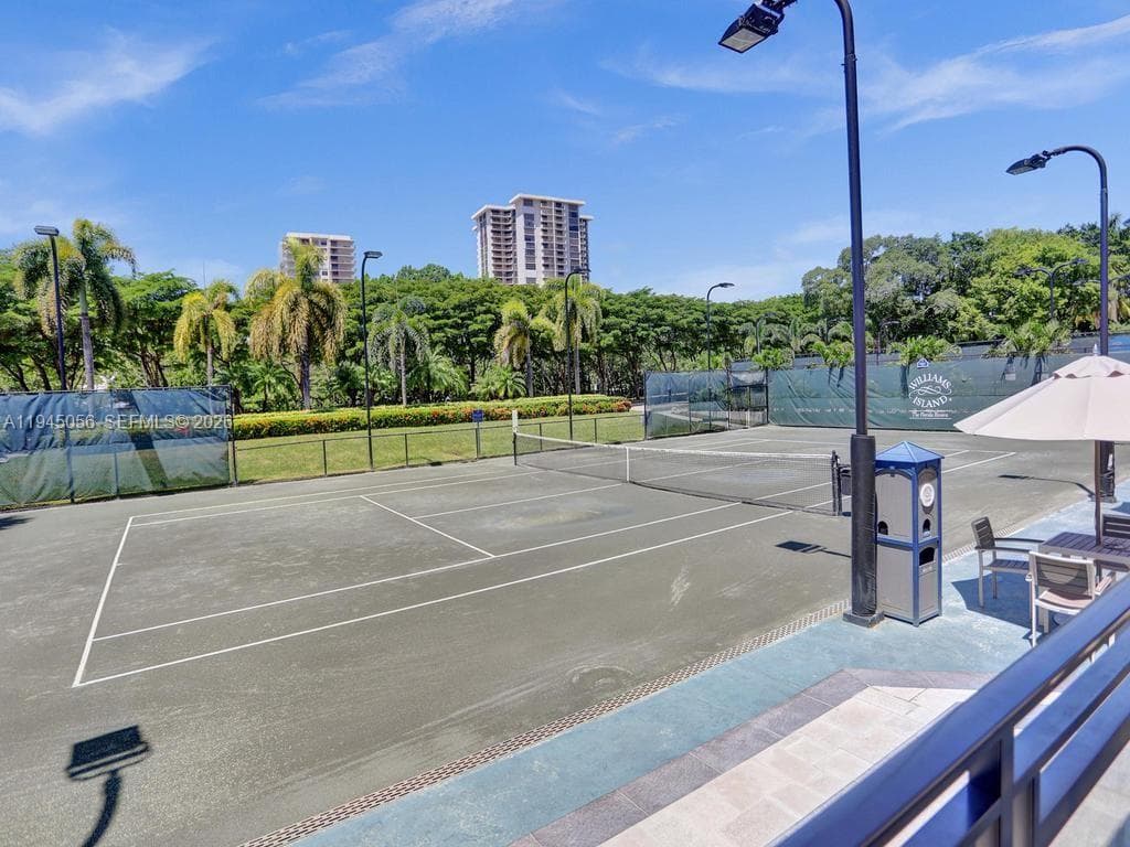 1000 Island Blvd # 312, Aventura FL 33160 — 41