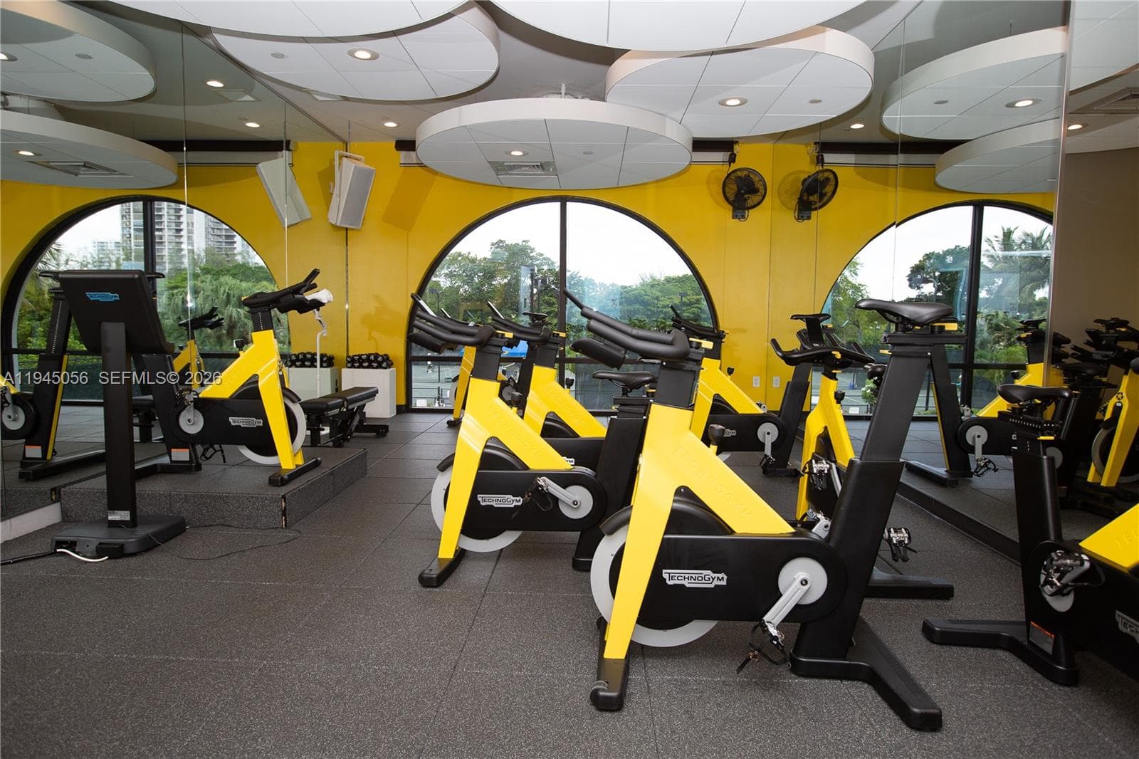 1000 Island Blvd # 312, Aventura FL 33160 — 54