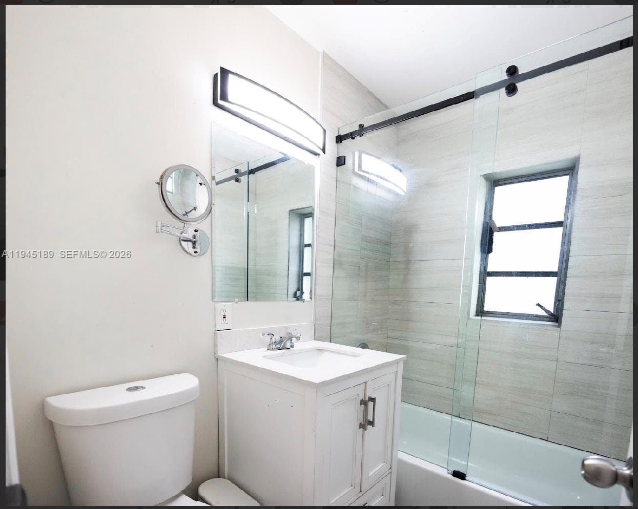 3135 NW 18th St, Miami FL 33125 — 15