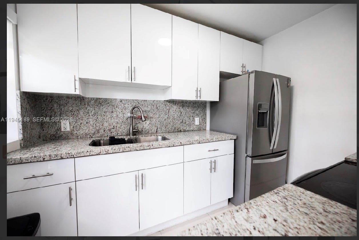 3135 NW 18th St, Miami FL 33125 — 11