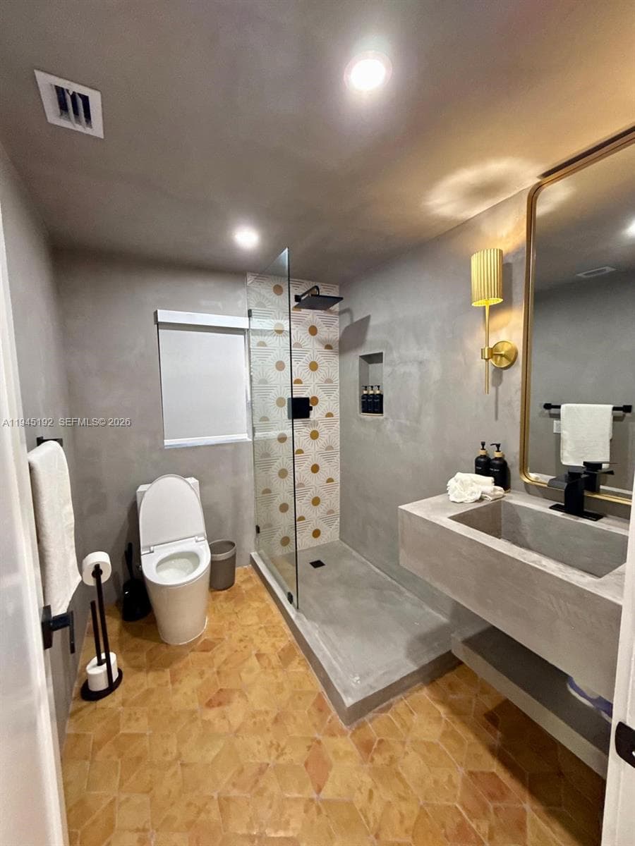 905 SW 13th Ct, Miami FL 33135 — 15