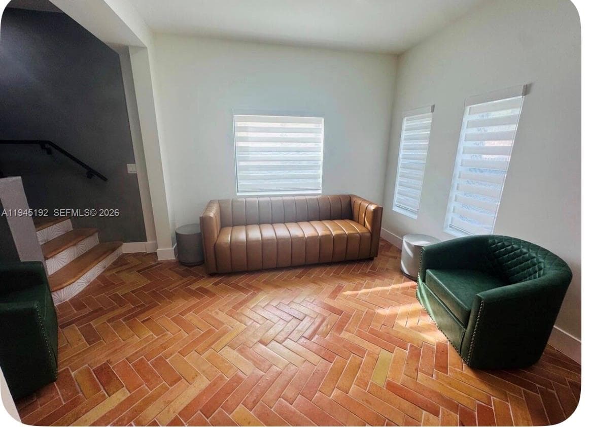 905 SW 13th Ct, Miami FL 33135 — 11