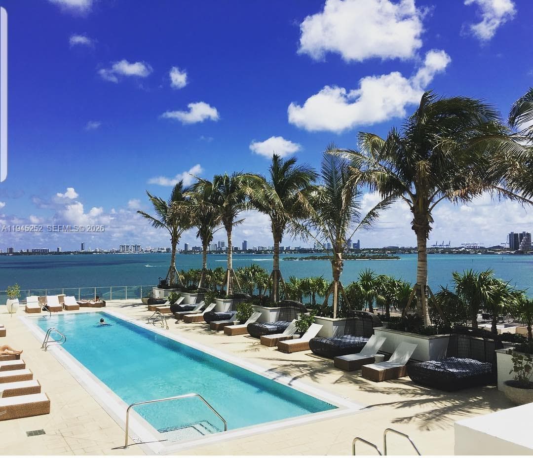 2900 NE 7th Ave # 2309, Miami FL 33137 — 47