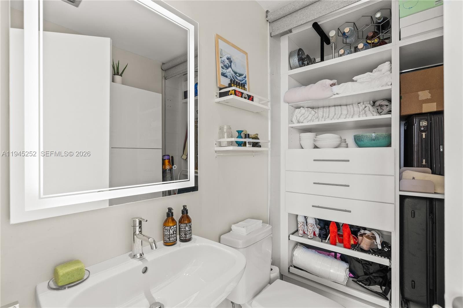 2900 NE 7th Ave # 2309, Miami FL 33137 — 32