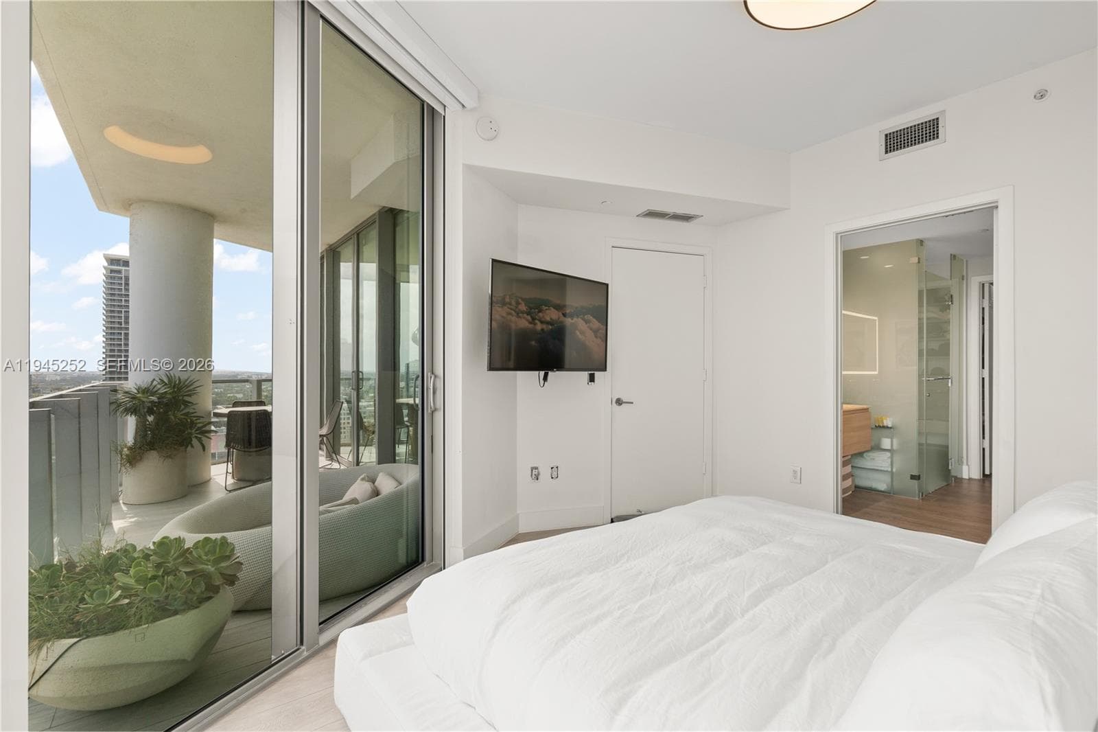 2900 NE 7th Ave # 2309, Miami FL 33137 — 28