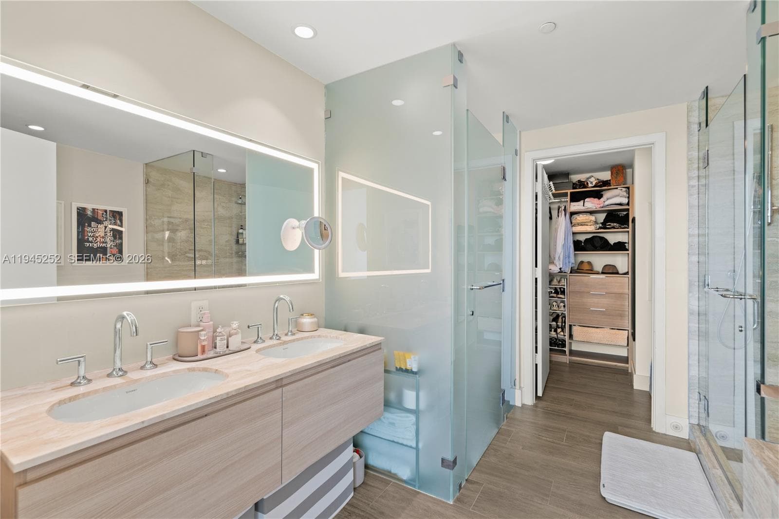 2900 NE 7th Ave # 2309, Miami FL 33137 — 25
